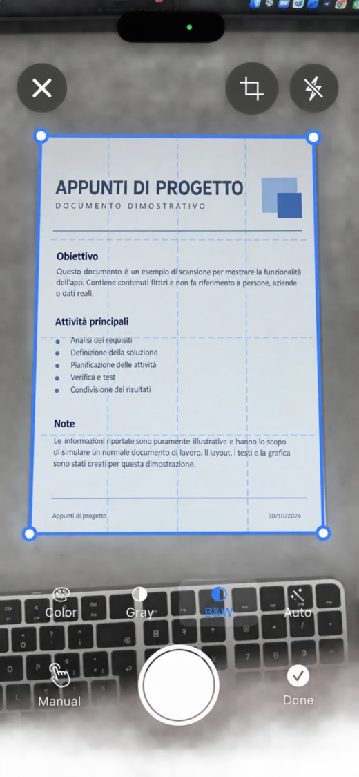 ScanBoost PDF: acquisizione di un documento dimostrativo con riconoscimento dei bordi e comandi della fotocamera