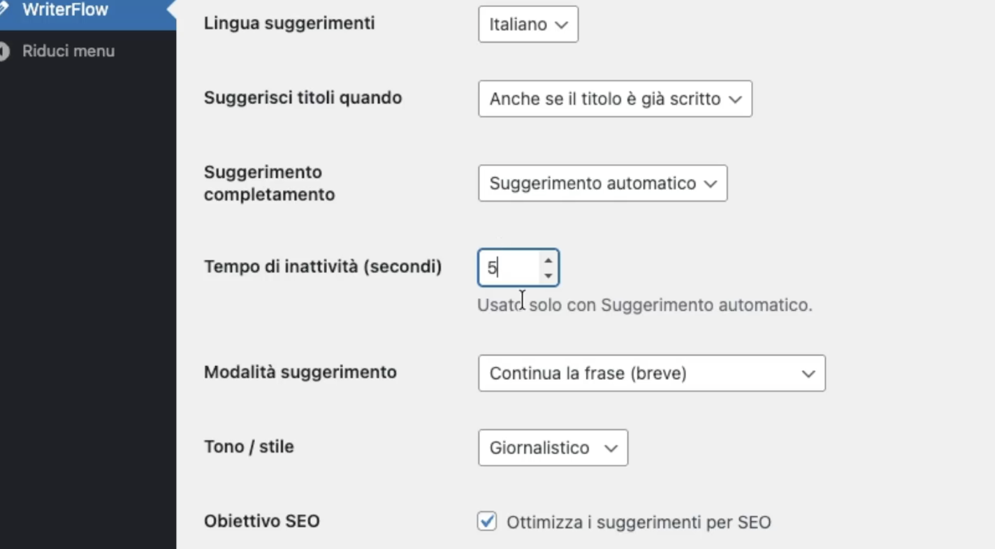 AI per la scrittura di articoli con WriterFlow: impostazioni della modalità automatica dei suggerimenti